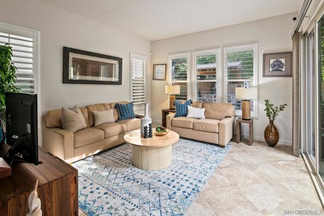 674 Caylpso Pl, Encinitas CA: https://media.crmls.org/mediaz/9e81cef1-44b2-40d8-acb3-16fc20430190.jpg