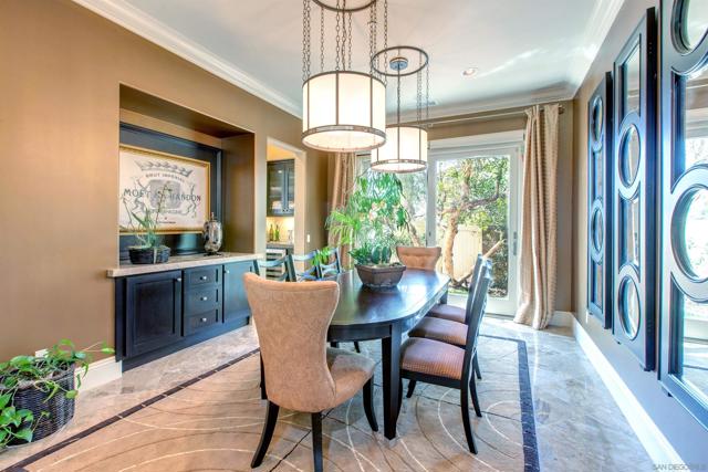671 Via Maggiore, Chula Vista CA: https://media.crmls.org/mediaz/9e828d2d-1e8b-4552-bca7-bf60e4bfc6e9.jpg