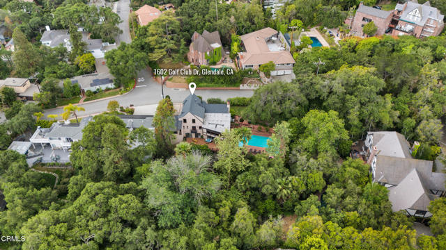 1602 Golf Club Drive, Glendale CA: https://media.crmls.org/mediaz/9e832327-126a-43e0-86d9-0bc8a50a7bf5.jpg