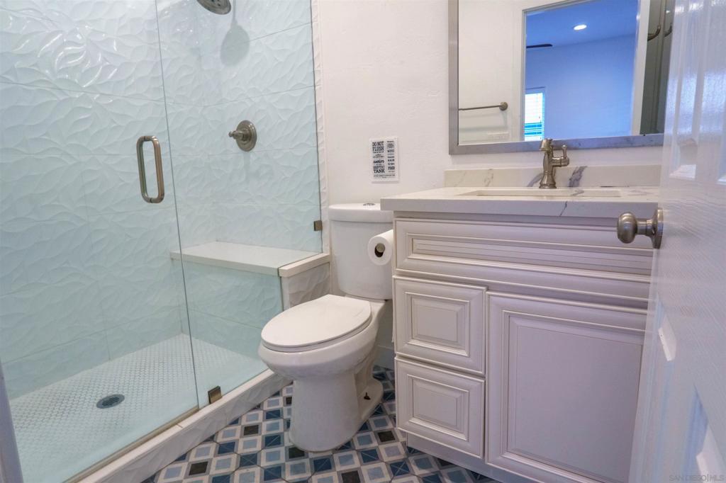 MLS #250018206SD img 20