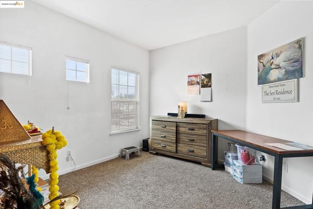 2105 Bedrock Way, Antioch CA: https://media.crmls.org/mediaz/9e846b96-0b3d-407f-8386-db2f0d69646a.jpg