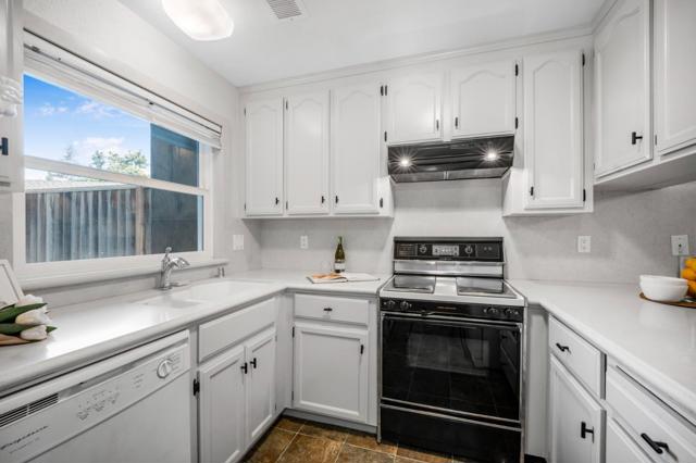 846 Rue Montagne, Campbell CA: https://media.crmls.org/mediaz/9e84d451-2c67-4ed9-945b-7cd771482329.jpg
