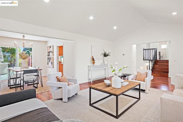 5136 Rain Cloud Dr, Richmond CA: https://media.crmls.org/mediaz/9e851eb9-1c55-4b78-b84b-69259c834707.jpg