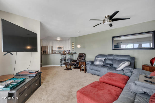 2901 Peninsula Road, Oxnard CA: https://media.crmls.org/mediaz/9e872735-31ea-4c68-b265-6460e08fdfa9.jpg