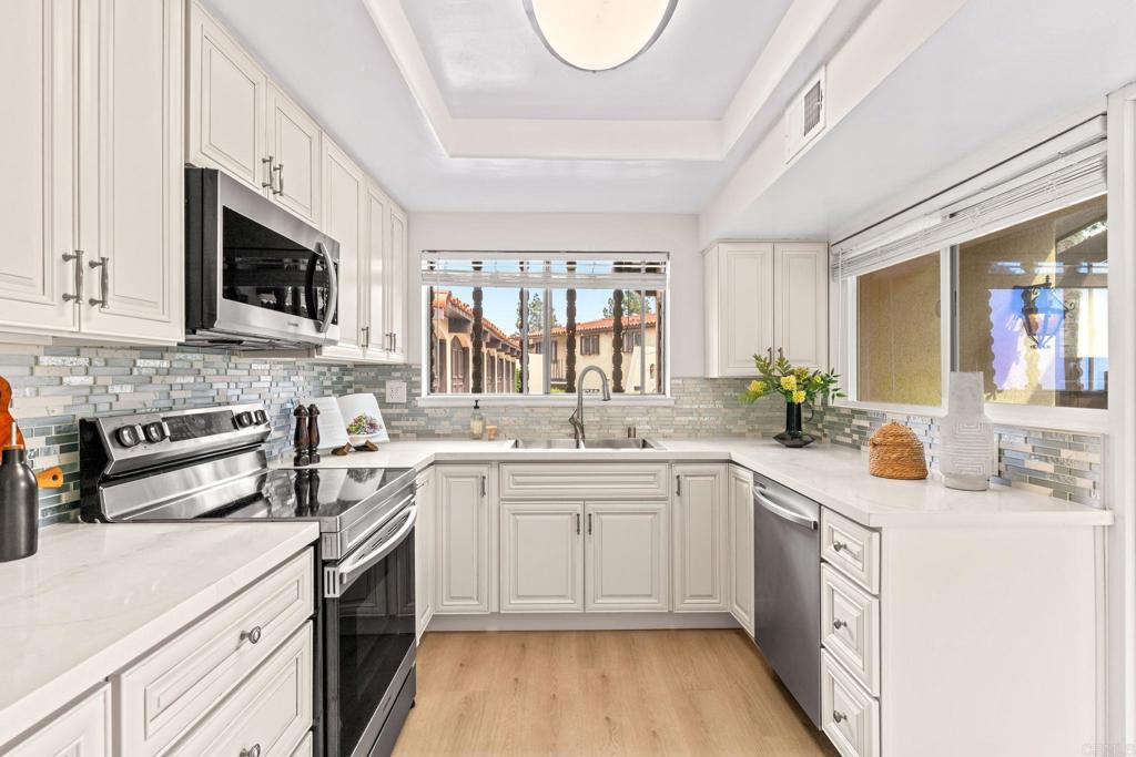 17031 Bernardo Center Drive - photo 8