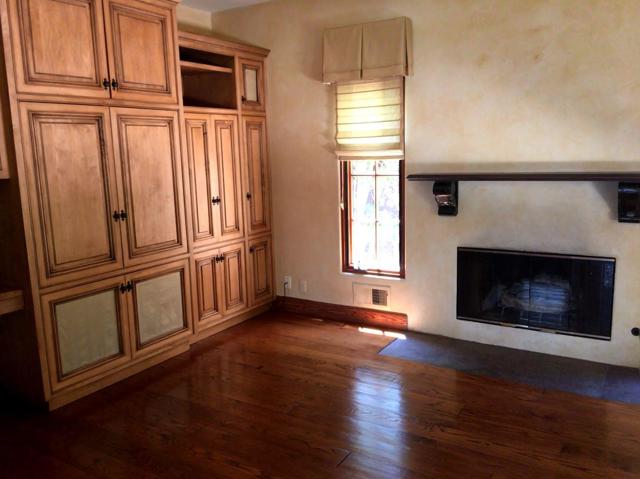 467 Tennyson Avenue, Palo Alto CA: https://media.crmls.org/mediaz/9e8945d4-5ef0-4fb2-b396-58b4c35cb109.jpg