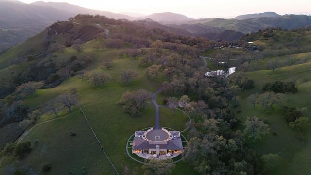 20 Long Ridge Trail, Carmel CA: https://media.crmls.org/mediaz/9e89588a-557c-41a7-be04-c6ff21958051.jpg