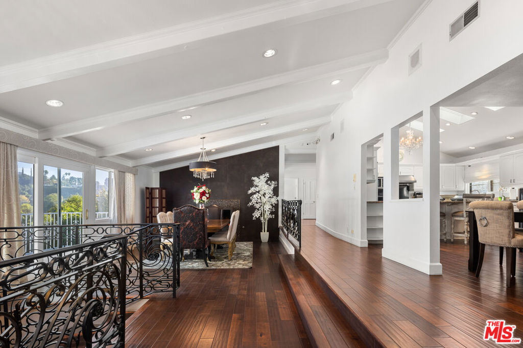 3511 Berry DriveStudio City img 8
