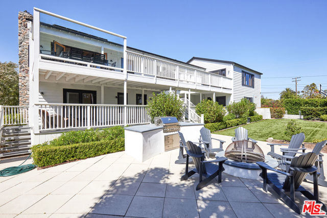 30362 Morning View Drive, Malibu CA: https://media.crmls.org/mediaz/9e8aaacd-7575-4ae9-99fe-c9dc356a6db0.jpg