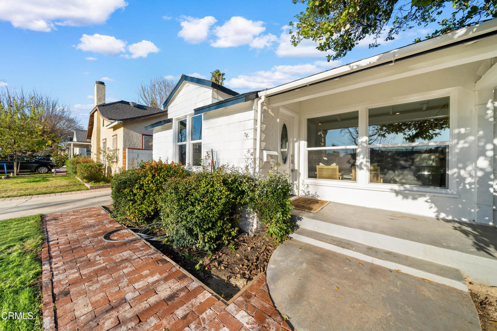 524 N Griffith Park DriveBurbank img 3