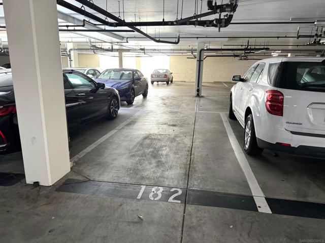 Image 21 of 27 For 7405 Charmant Dr  2417
