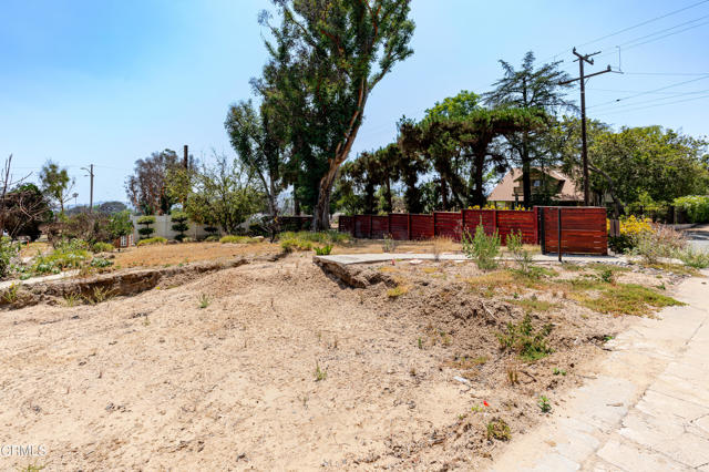 Detail Gallery Image 9 of 20 For 2836 Glenrose Ave, Altadena,  CA 91001 - – Beds | – Baths