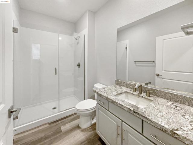 2066 Espana Ln, Rio Vista CA: https://media.crmls.org/mediaz/9e8ee907-564e-4b80-9f5f-ba48fa7646f4.jpg