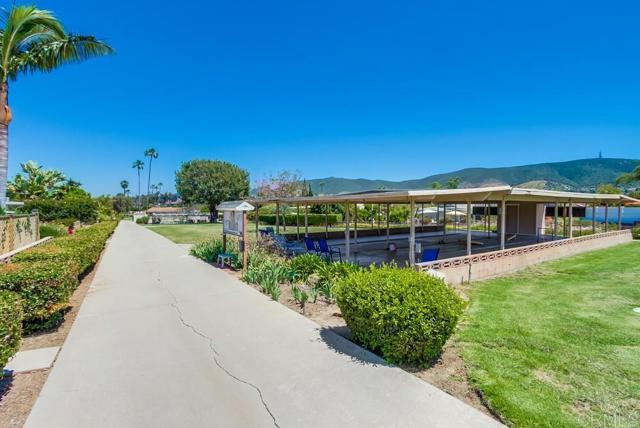 Detail Gallery Image 27 of 29 For 1553 La Casita Dr, San Marcos,  CA 92078 - 2 Beds | 2 Baths
