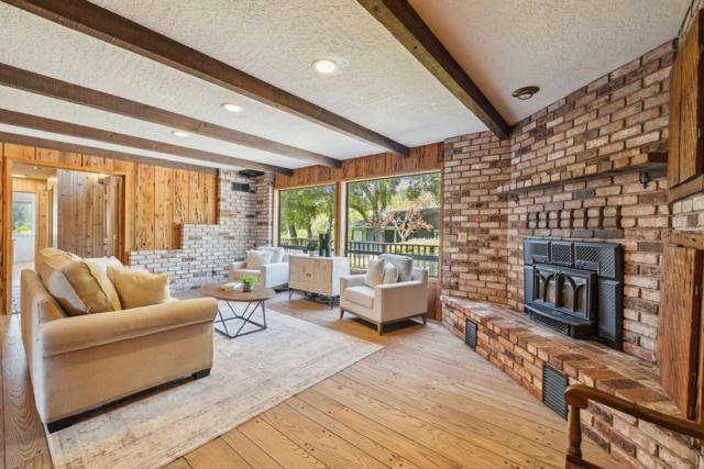 240 Buck Knoll Road, Boulder Creek CA: https://media.crmls.org/mediaz/9e8fe7ce-0995-4cc3-94d9-5e4f4dffbe70.jpg