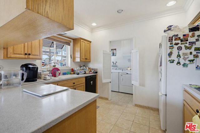 Image 15 of 49 For 4772 Cathy Avenue