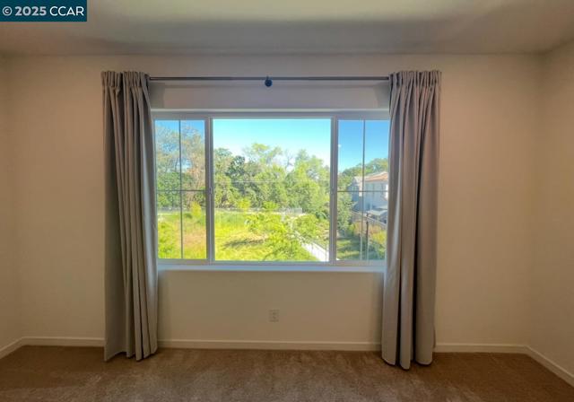 3819 Ponderosa Pine Ln, Rocklin CA: https://media.crmls.org/mediaz/9e920a0e-aa1d-4570-9794-595058eff2e3.jpg