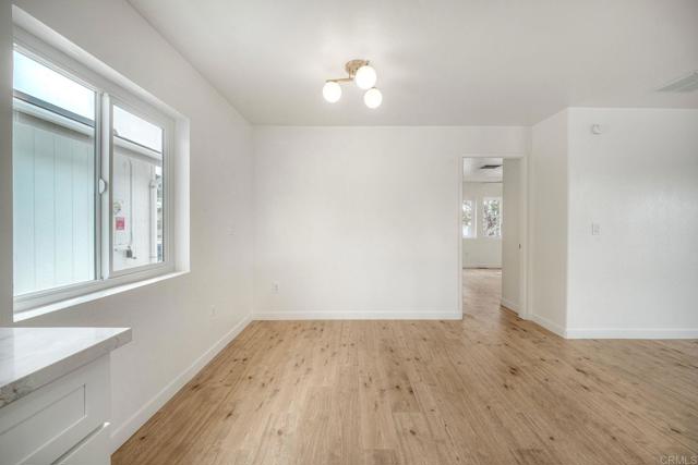 Detail Gallery Image 14 of 47 For 1438 Salem Ct, Oceanside,  CA 92057 - 2 Beds | 2 Baths