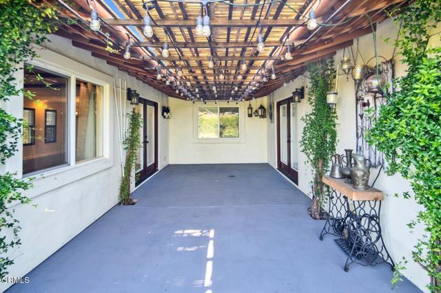 Detail Gallery Image 20 of 30 For 23363 Erwin St, Los Angeles,  CA 91367 - 4 Beds | 3 Baths