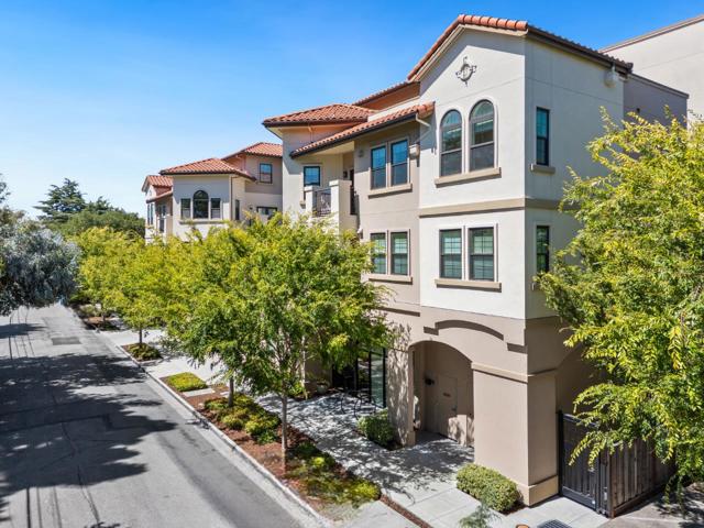777 Walnut Street, San Carlos CA: https://media.crmls.org/mediaz/9e9402be-36c7-4bf0-a85b-a55909781950.jpg