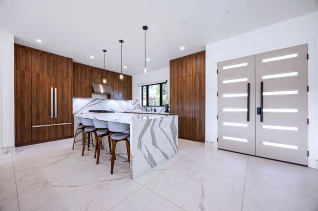 1016 Escalero Avenue, Pacifica CA: https://media.crmls.org/mediaz/9e94caa5-f4ba-4d10-9c79-7e63dbcc3694.jpg