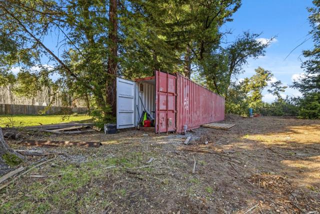 15 Braemoor Drive, Santa Cruz CA: https://media.crmls.org/mediaz/9e955206-bd8d-47ab-8080-e97a371743d0.jpg