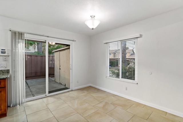 36923 Bolina Terrace, Fremont CA: https://media.crmls.org/mediaz/9e9552b4-302e-4fbb-b7b8-0a54f4e0a114.jpg