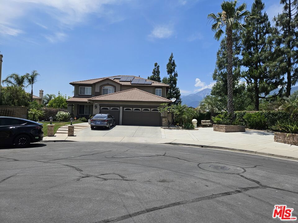 5712 World Wood Court