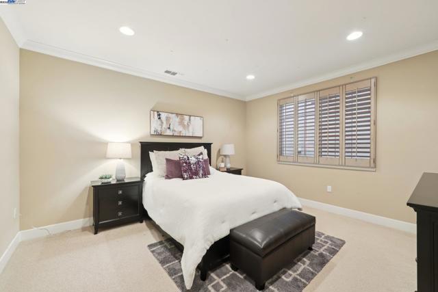 3885 Highpointe Ct, Dublin CA: https://media.crmls.org/mediaz/9e967cba-164a-4035-9db7-de683d9c19ca.jpg