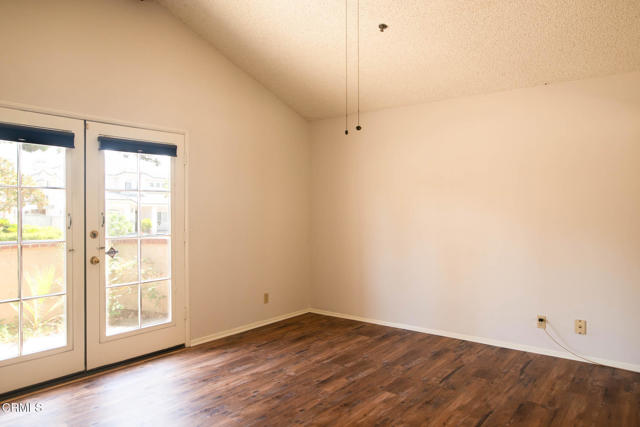 201 N Granada Avenue, Alhambra CA: https://media.crmls.org/mediaz/9e96da68-472c-45d4-b29d-3a8c6c34d430.jpg