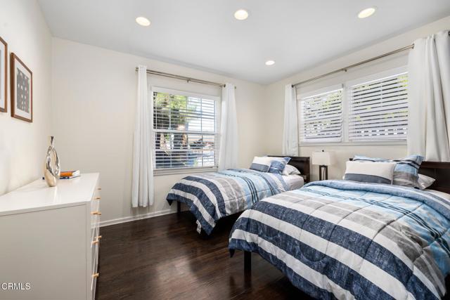 378 Grand Avenue, Monrovia CA: https://media.crmls.org/mediaz/9e97473c-2126-456d-ba24-d61124740b9a.jpg