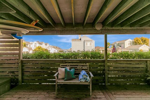 5080 Garnet Street, Capitola CA: https://media.crmls.org/mediaz/9e9919c0-1bdc-43f4-891f-2ff2b8b736e2.jpg
