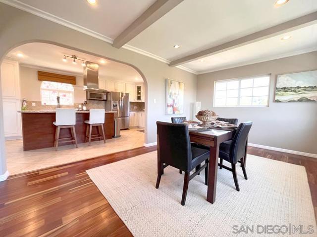 4275 Crestview, La Mesa CA: https://media.crmls.org/mediaz/9e99ec53-9aff-404f-91f1-6bcae1820960.jpg