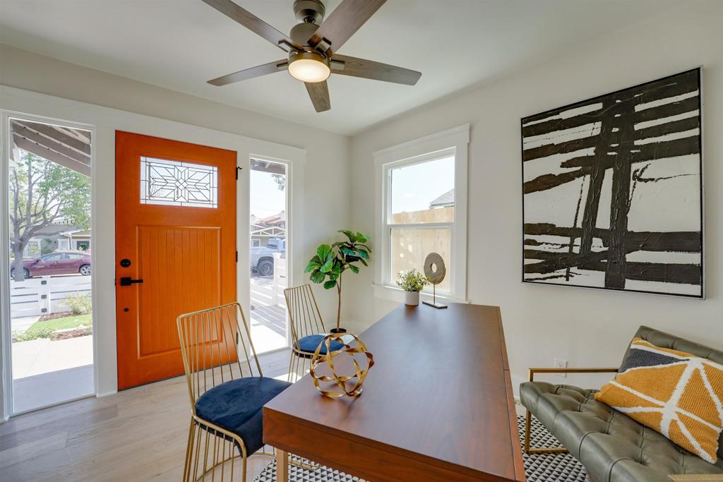 4538 Edgeware Road