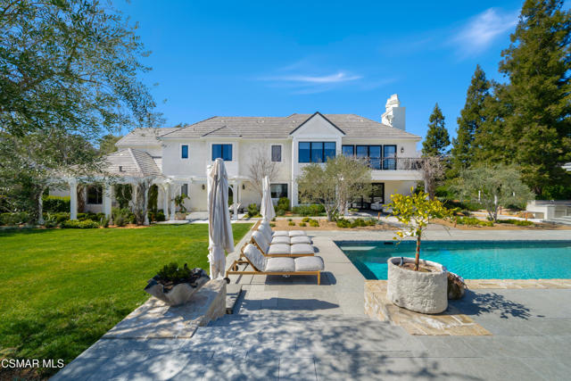 2160 Marshbrook Road, Thousand Oaks CA: https://media.crmls.org/mediaz/9e9dd6f7-f9aa-4a36-9219-bc07284927ec.jpg