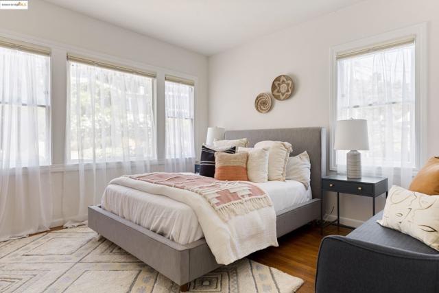 769 Santa Ray Ave, Oakland CA: https://media.crmls.org/mediaz/9e9e3bd9-cdf0-4a12-a090-3566f95ec98b.jpg