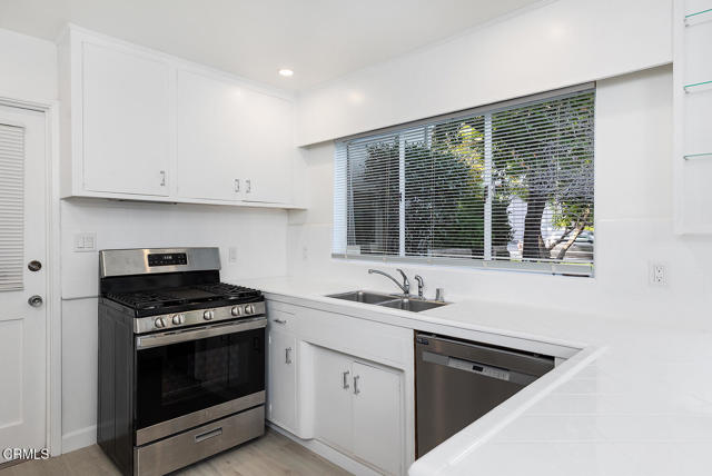 Front Image Thumbnail for CRP1-25129