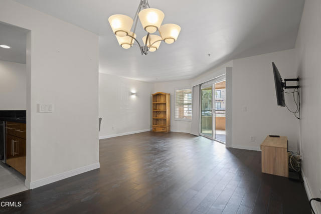 1200 Pacific Coast Highway, Huntington Beach CA: https://media.crmls.org/mediaz/9e9ec886-db09-437d-90d1-54e7fe25266f.jpg