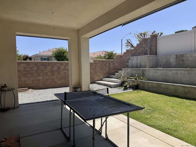 35101 Cross Winds Dr, Murrieta CA: https://media.crmls.org/mediaz/9e9fa014-d1e2-4d4b-944b-9185036db360.jpg