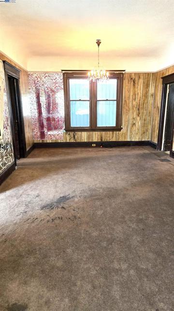 3020 E. 19th st, Oakland CA: https://media.crmls.org/mediaz/9e9fe7a4-0b70-4e93-b719-a7b7b323bf25.jpg
