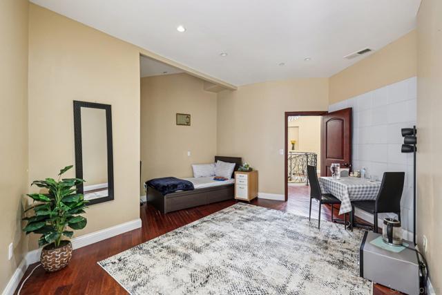 15035 Orchard View Dr, Poway CA: https://media.crmls.org/mediaz/9ea0212a-c740-4c38-8ef7-62c8faeed855.jpg