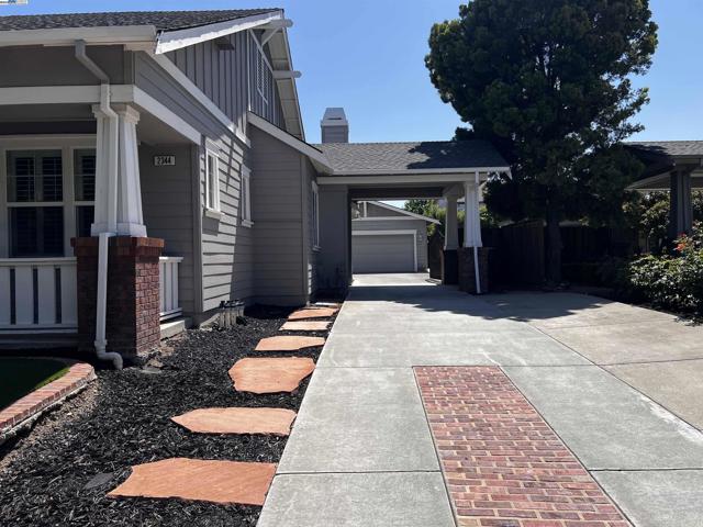 2344 Treadwell St, Livermore CA: https://media.crmls.org/mediaz/9ea022d1-0906-4709-b9da-5b30a402da33.jpg