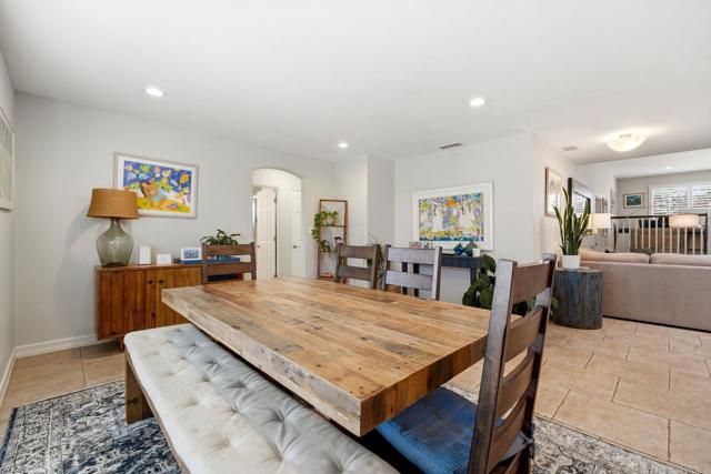 Detail Gallery Image 8 of 45 For 1839 Freda Ln, Cardiff By The Sea,  CA 92007 - 5 Beds | 4 Baths