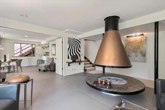 16310 Oakhurst Drive, Monte Sereno CA: https://media.crmls.org/mediaz/9ea146f8-e4b9-48b9-ab5e-42abc60943f1.jpg