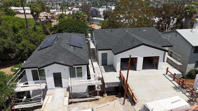 490 Lado De Loma Dr #1-4, Vista CA: https://media.crmls.org/mediaz/9ea1b08a-0a99-4d1f-bf47-7c5277556122.jpg