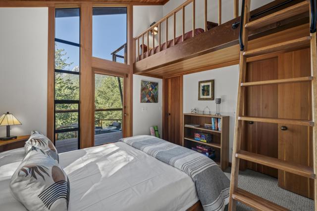 54789 Wildwood Drive, Idyllwild CA: https://media.crmls.org/mediaz/9ea217d4-0b17-4557-8f55-9d7035162b47.jpg
