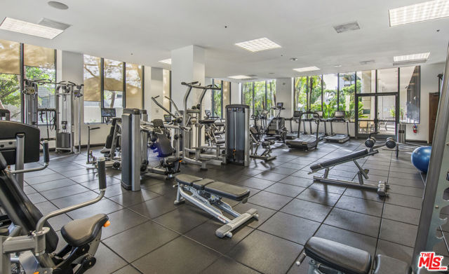 10724 Wilshire Boulevard, Los Angeles CA: https://media.crmls.org/mediaz/9ea2747e-ea78-481e-86ba-2a9424e7cba7.jpg