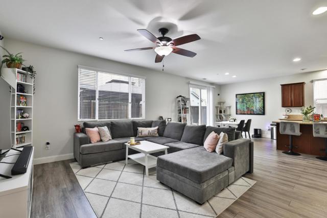 8 Sturla Way, Gilroy CA: https://media.crmls.org/mediaz/9ea410cb-e354-4456-a52a-97764a54407e.jpg