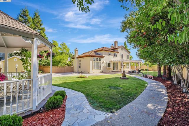 744 Bodega Ct, Fremont CA: https://media.crmls.org/mediaz/9ea48bd8-8817-4f6a-b4bf-b377b955b5c5.jpg
