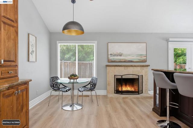 1782 Whitecliff Way, Walnut Creek CA: https://media.crmls.org/mediaz/9ea4afe7-0559-4948-a524-5ca738707eb3.jpg